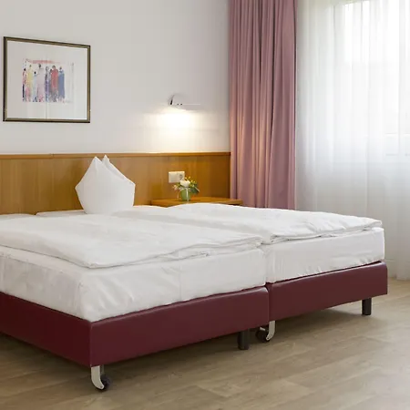 מלון Stralsund Pantelitz