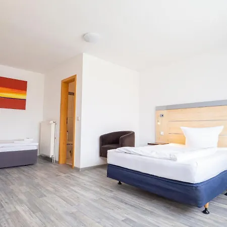 מלון Stralsund Pantelitz