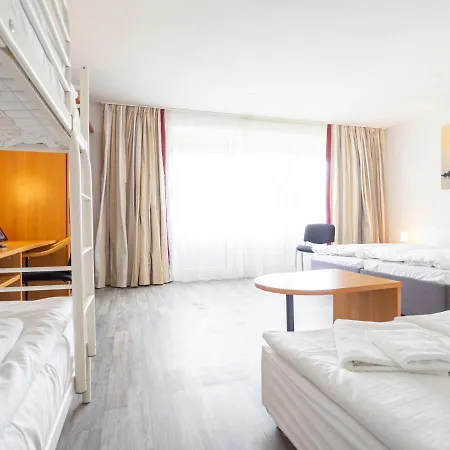 Szálloda Stralsund 2*