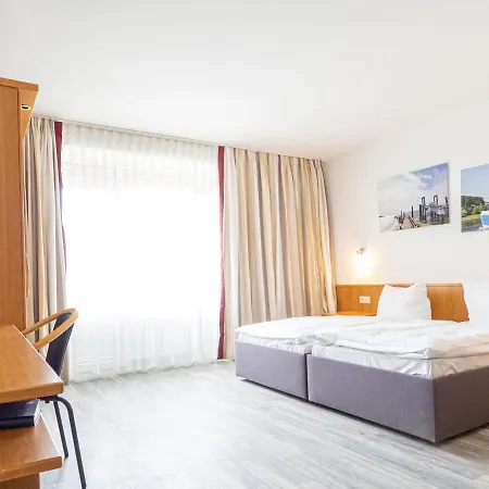 Szálloda Stralsund 2*