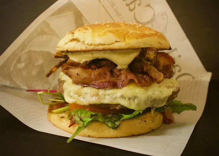 מלון Stralsund 2*