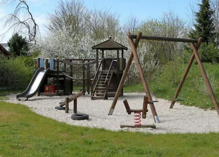 מלון Stralsund 2*